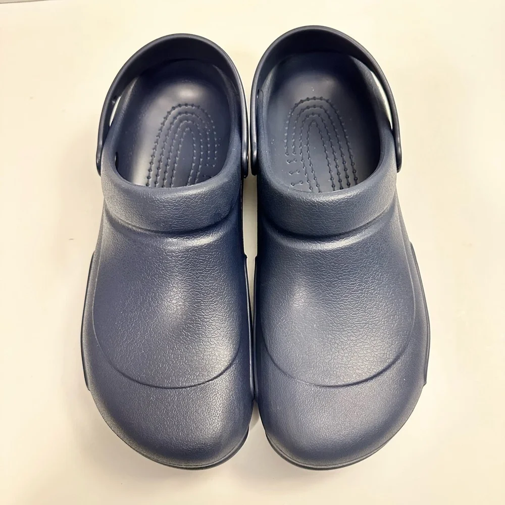 Crocs Men's Bistro Slip Resistant Work Clog in Blue-Navy Size 12